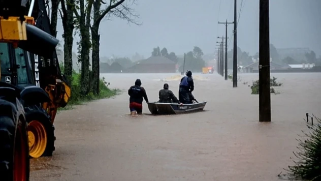 Afganistan'ı yine sel vurdu: 50 ölü