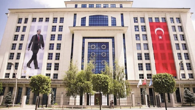 AK Parti Seçim Beyannamesi'ni paylaştı