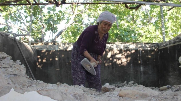 Almancı Saliha Teyze'den nasihat: Hatamı 84 yaşında fark ettim