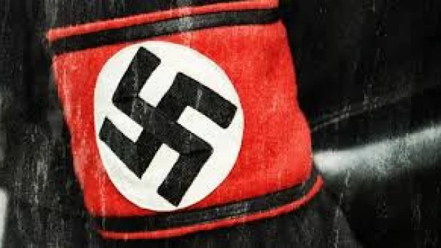 Almanya'da güvenlik güçleri arasında 327 aşırı sağcı tespit edildi