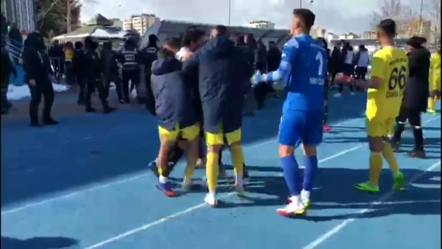Amatör Lig'de maç bitti, kavga başladı