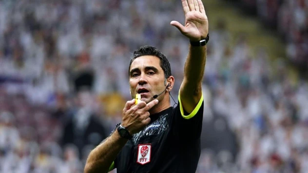 Antalyaspor - Fenerbahçe maçının VAR hakemi Koray Gençerler