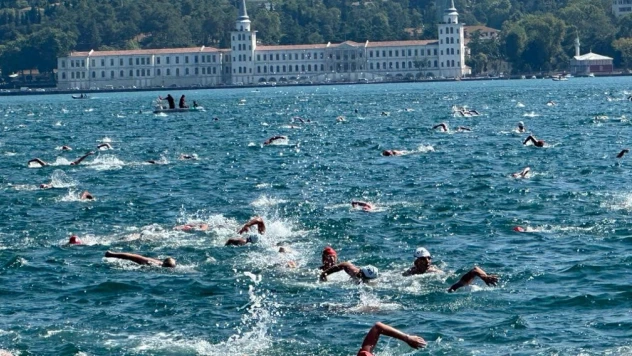 Asya ve Avrupa 35. kez kulaçlarla birleşti