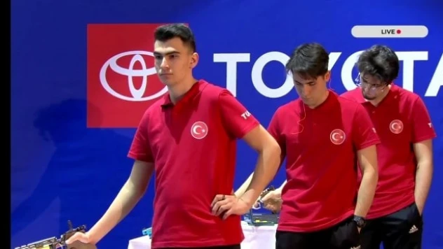 Avrupa İkincisi olan milli takımı tebrik etti