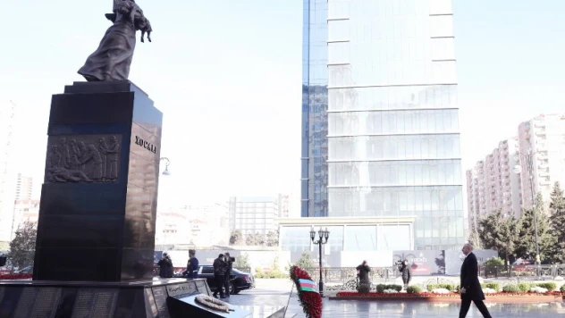 Azerbaycan'da Hocalı Katliamı'nın kurbanları anıldı