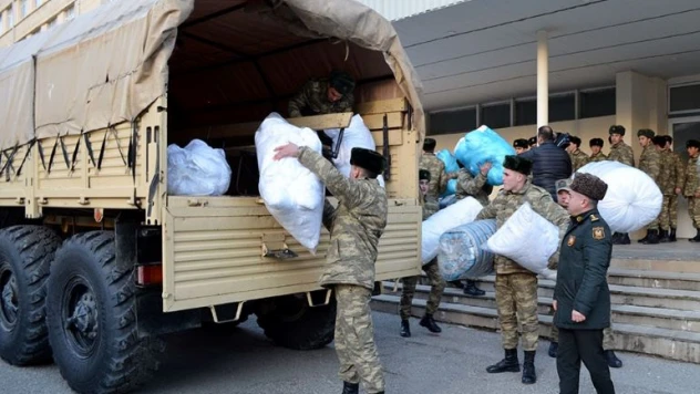 Azerbaycan Savunma Bakanlığından Türkiye'ye yardım