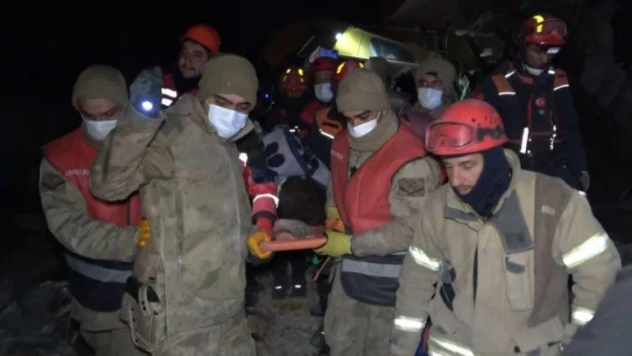 Babama ulaşıp annemin cenazesini söylemem gerek