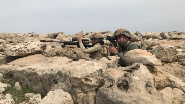 Bakan Akar: (Pençe Kilit Operasyonu) 371 terörist etkisiz hale getirildi