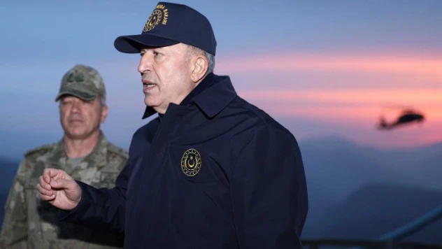 Bakan Akar: 'Pençe Kilit Operasyonu'nda hakkında bilgi verdi