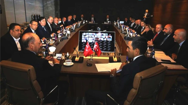 Bakan Bilgin, TİSK yöneticileriyle bir araya geldi