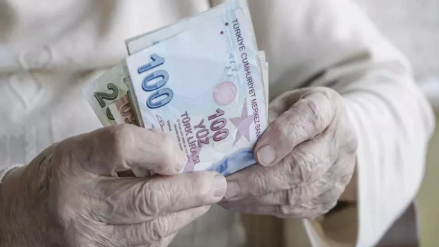 Bakan Derya Yanık: Eylül ayında toplam 2,1 milyar TL yaşlı aylığı ile engelli aylığını hesaplara yatırdık