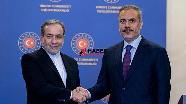 Bakan Fidan, Abbas Arakçi ile görüştü