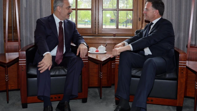 Bakan Fidan, Hollanda Başbakanı Rutte ile görüştü