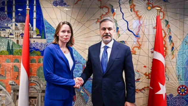 Bakan Fidan, Hollandalı mevkidaşı Slot ile görüştü