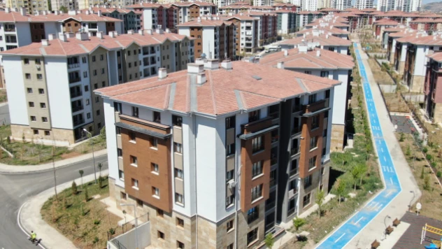 Bakan Murat Kurum: Sosyal konut hamlesine ilk günde 92 bin başvuru yapıldı