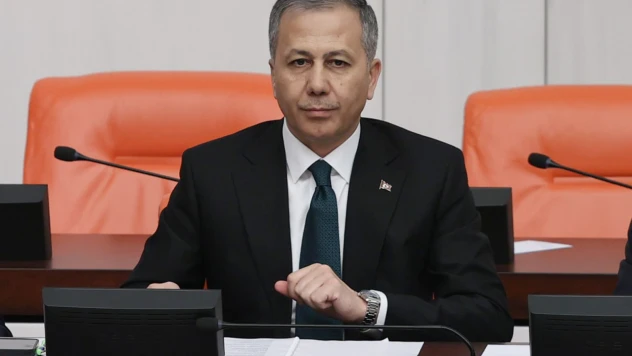 12 ilde FETÖ'ye yönelik eş zamanlı olarak gerçekleştirilen operasyonlarda 38 şüpheli yakalandı