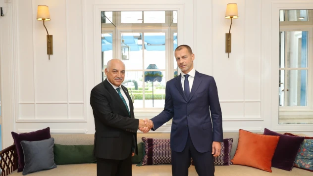 Başkan Büyükekşi, UEFA Başkanı Ceferin ile bir araya geldi