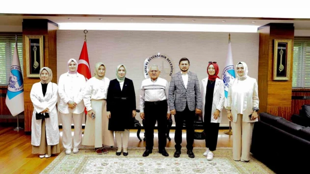 Başkan Büyükkılıç: 'Gençlerimiz geleceğimizdir. Onlar için projeler üretip faaliyetlerde bulunuyoruz'