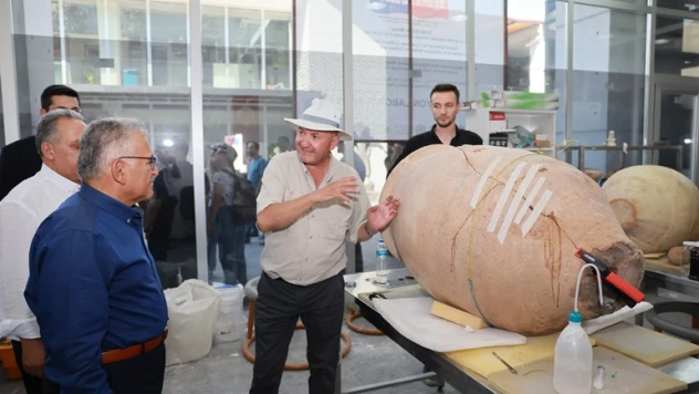 Başkan Büyükkılıç: 8 alanda kazı çalışmalarına destek veriyoruz