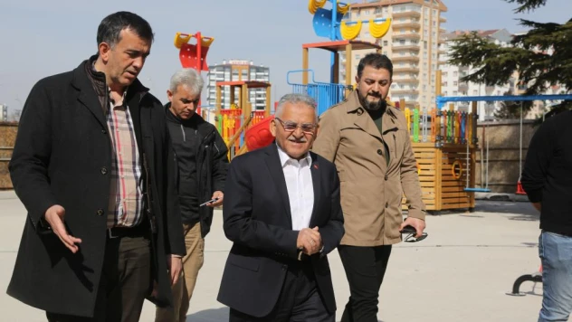 Başkan Büyükkılıç, Çocuk Kütüphanesi Ve Müzik Okulu Projesi'ni inceledi