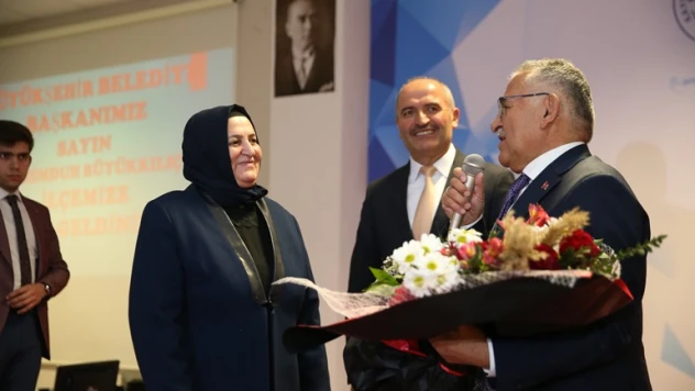 Başkan Büyükkılıç, Felahiyelilerle buluştu