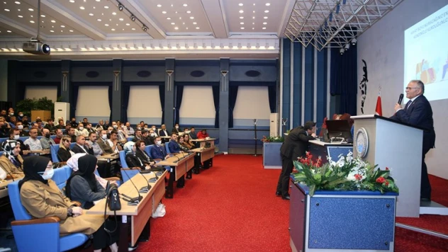 Başkan Büyükkılıç, Hizmet İçi Eğitim Programına katıldı