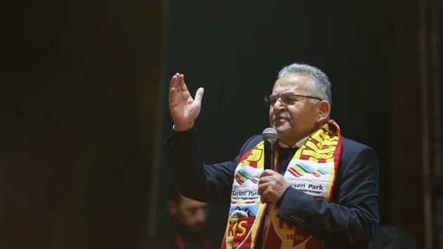 Başkan Büyükkılıç'tan final maçı için meydanda 'dev ekran' müjdesi