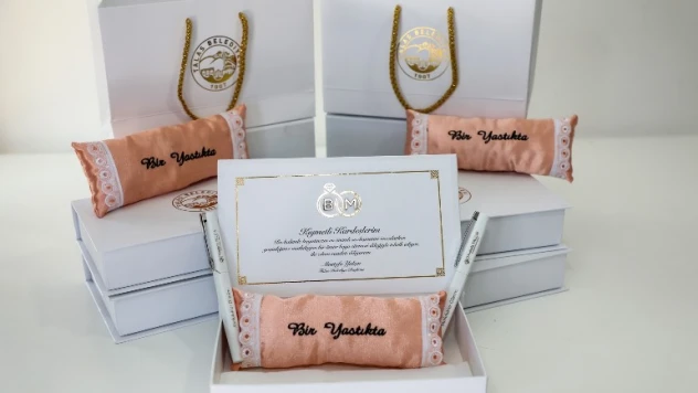 Başkan Yalçın'dan anlamlı nikah hatırası