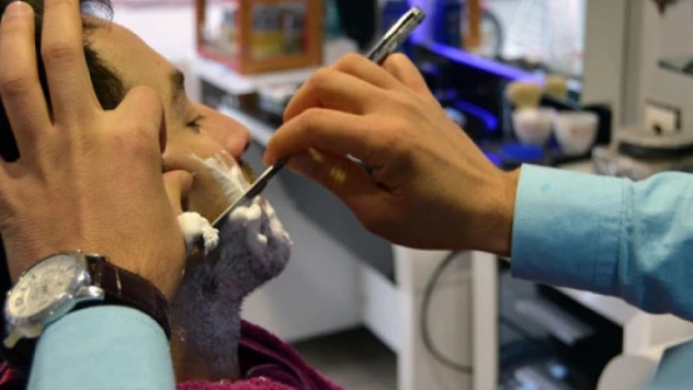 Berber, kuaför ve güzellik salonlarının kapalı olacağı gün belli oldu