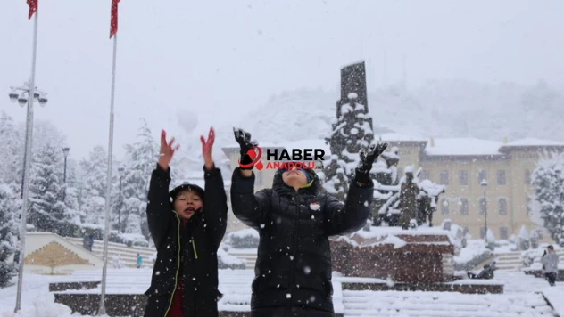 Birçok il ve ilçede okullar tatil edildi