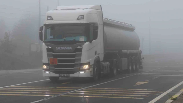 Bolu Dağı'nda sis nedeniyle görüş mesafesi 20 metreye düştü