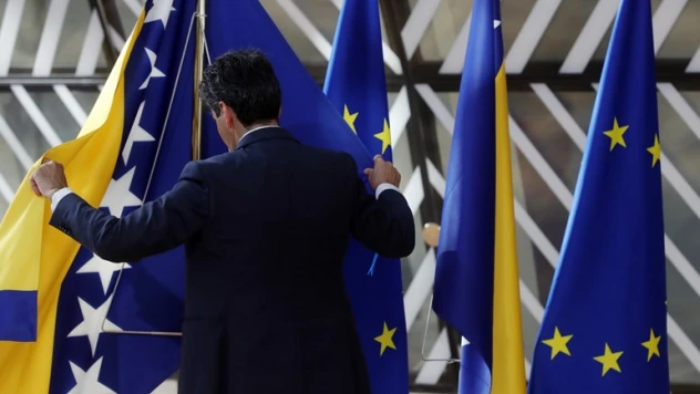 Bosna Hersek AB'ye adaylık statüsü kazandı