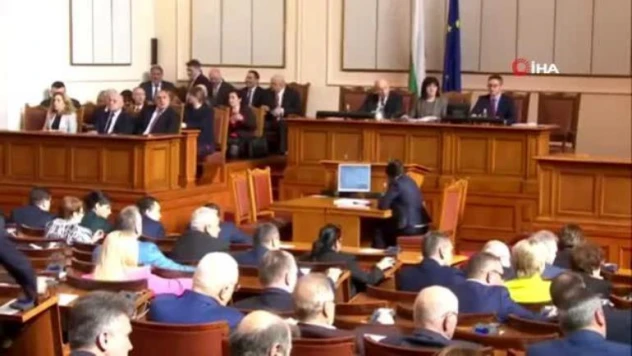 Bulgaristan'da hükümet krizi devam ediyor