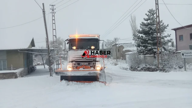 Büyükşehir'den Karla Mücadele: 61 Mahalle Yolu Ulaşıma Açıldı