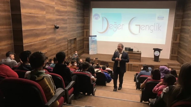 Büyükşehir'in 'Değer Gençlik Projesi' yine dopdolu