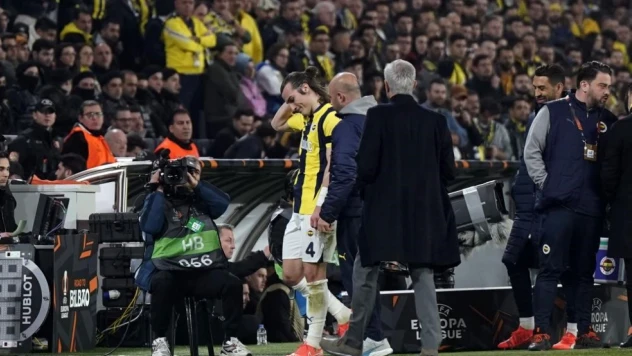 Çağlar Söyüncü'nün sağ arka adalesinde yoğun ödem ve kanama tespit edildi