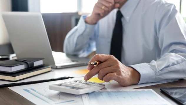 Çalışma ve Sosyal Güvenlik Bakanı Vedat Bilgin: Sözleşmeli personelin kadroya geçirilmesiyle ilgili çalışmaları bu ay içinde bitireceğiz