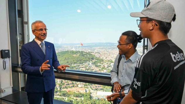 Çamlıca Kulesi'ne ziyaretçi akını