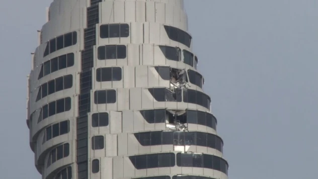 Çamlıca Kulesi'nin dış cephesinde hasar oluştu