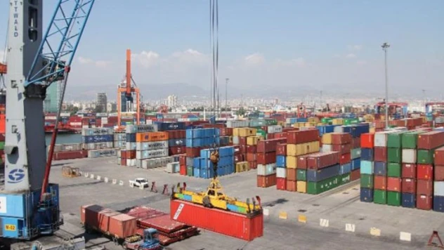 Cari denge Ekim'de 359 milyon dolar açık verdi