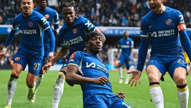 Chelsea, FA Cup'ta yarı finale yükseldi
