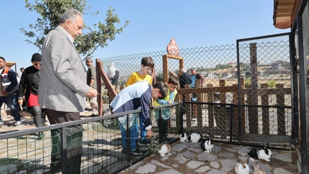 Çiftlik minik, sevgi büyük