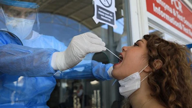Çin, 8 Ocak'tan sonra yurt dışından gelen yolculara karantina zorunluluğunu kaldıracak