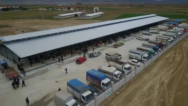 Çivril Hayvan Pazarı şap salgını nedeniyle kapatıldı