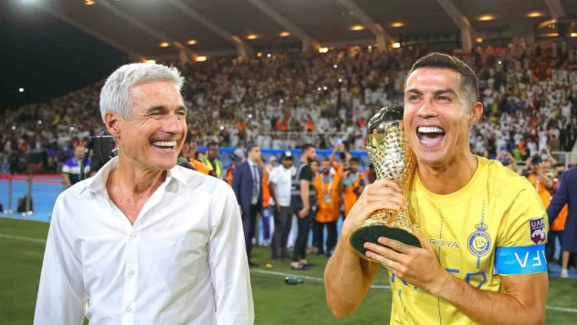 Cristiano Ronaldo, Suudi Arabistan'da ilk kupasını kazandı