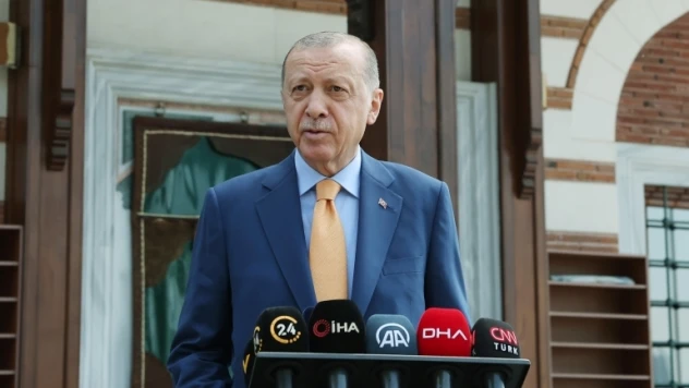 Cumhurbaşkanı Erdoğan: 'Bu, milleti ahmak yerine koyup aldatmaktan başka bir şey değildir'