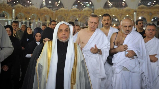 Cumhurbaşkanı Erdoğan'dan Umre ziyareti