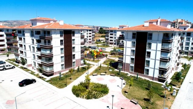 Cumhuriyet tarihinin en büyük sosyal konut hamlesine başvuru yağmuru
