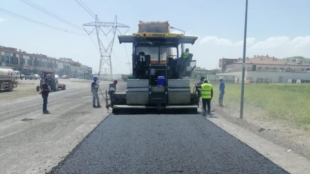 Develi Devlet Hastanesi çevresine 3.7 milyon TL'lik asfalt yapıldı.