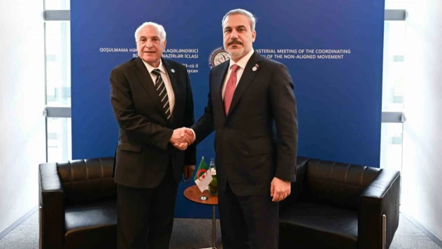 Dışişleri Bakanı Fidan, Cezayirli mevkidaşı Attaf ile görüştü